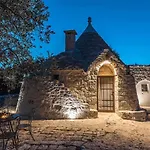Trullo Radici Antiche بيت للعطل