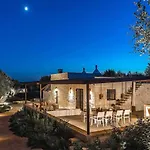 Trullo Radici Antiche بيت للعطل تْشيستيرنِنو